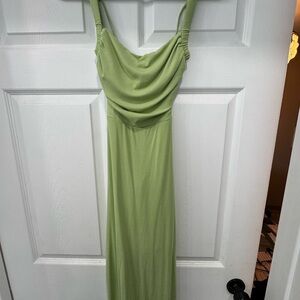 Elegant Green Midi Dress
